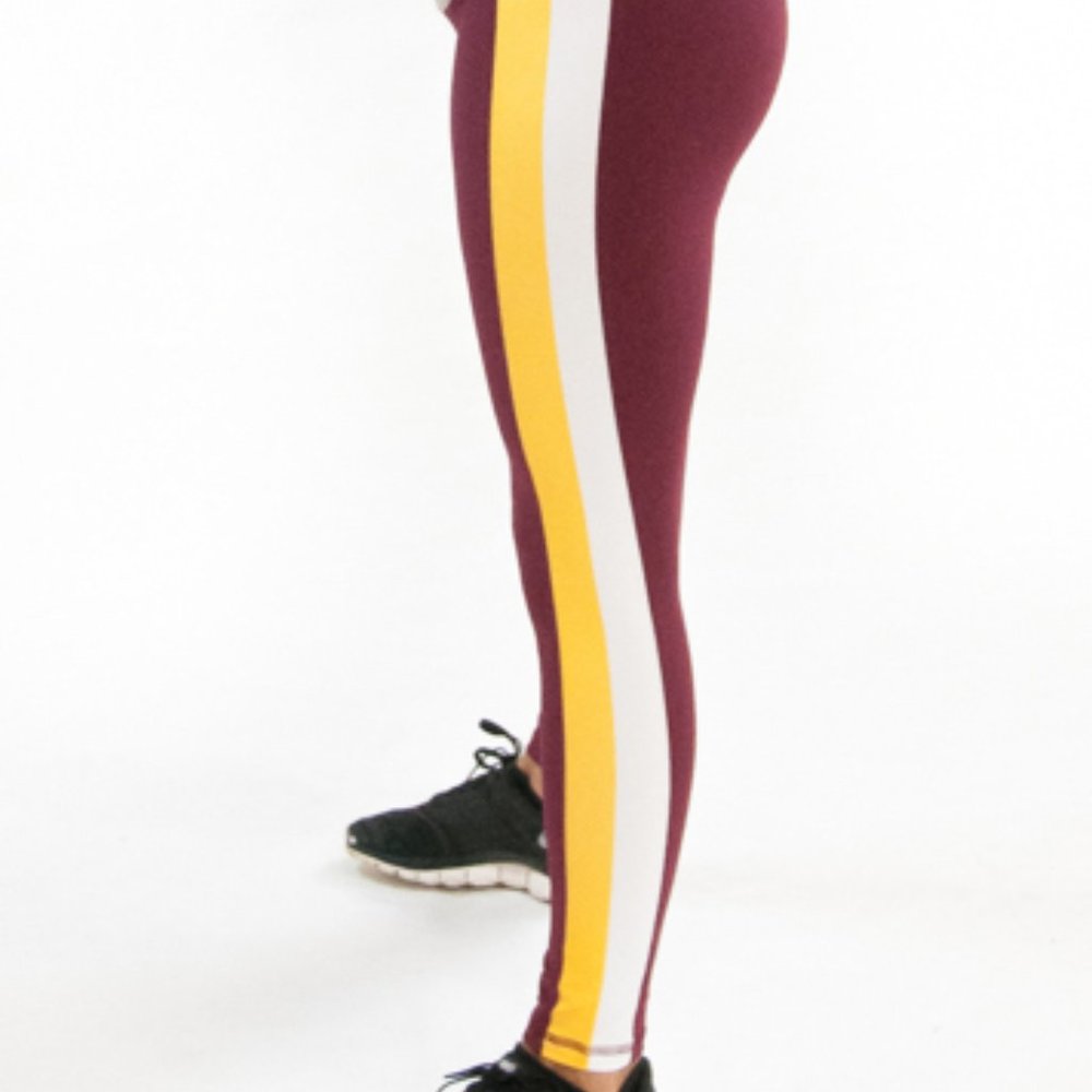 Washington Commanders Yoga Pants/Leggings - Brand New! - 50% Off MSRP - Picture 3 of 4